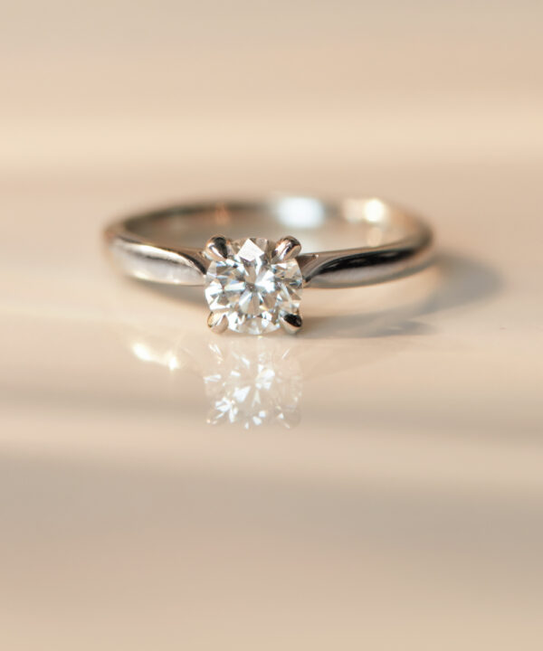 0.70ct G VS2 Round Brilliant Diamond Solitaire Ring