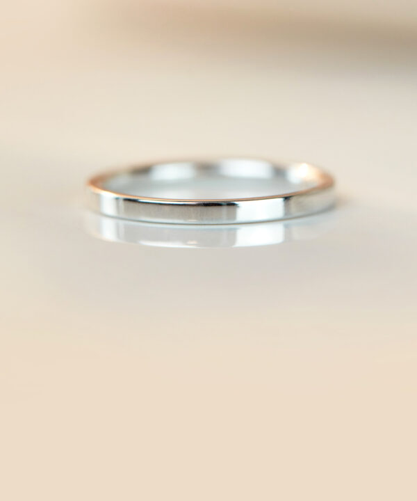 2mm Flat Wedding Band – 18ct White Gold