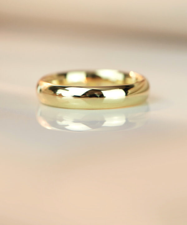 4mm Heavy Court Wedding Band – 18ct Yellow Gold