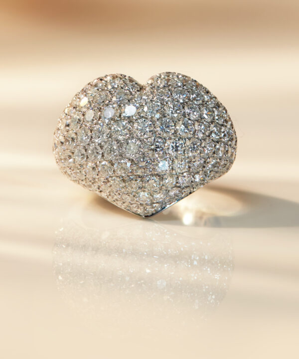 Pre-owned Diamond Set Heart Shaped Bombe Ring