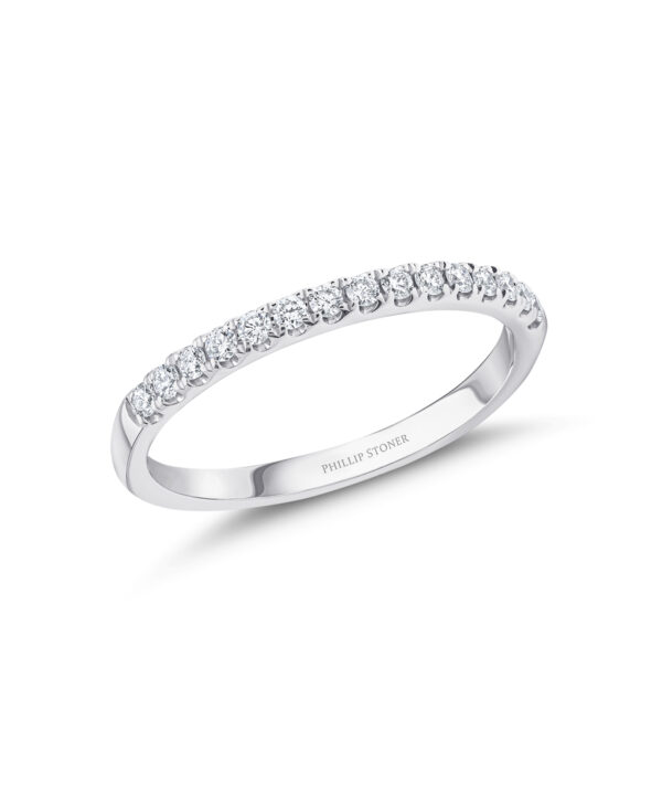 v0.22ct Scallop-Set Diamond Band – Platinum