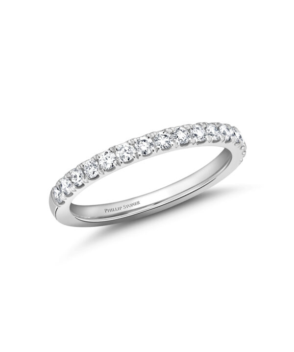 Thea Scallop-Set Diamond Band – Platinum